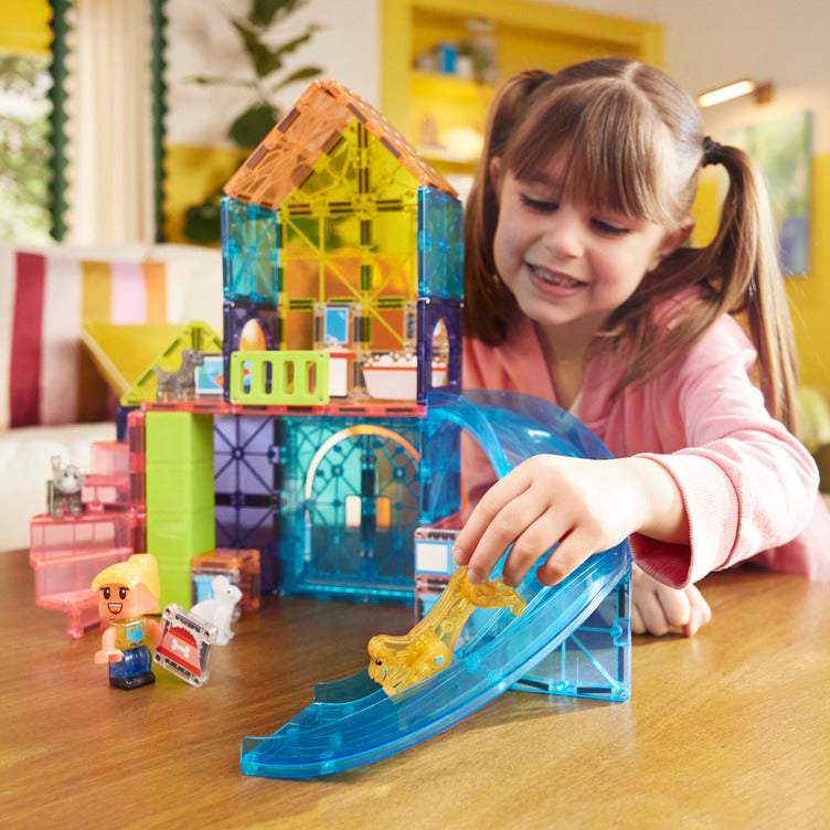 25Pet_Playhouse_LS4_RGB.jpg